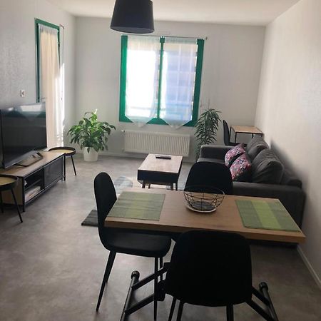 Superbe Appartement En Plein Centre Ville. La Roche-sur-Yon Kültér fotó