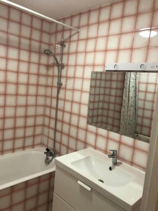 Superbe Appartement En Plein Centre Ville. La Roche-sur-Yon Kültér fotó